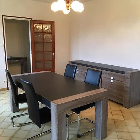 Holiday home 3 Sainte-Gemme-la-Plaine